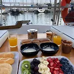 Úszó hotel Experiencia Nautica Unica - E Passeio Lisboa