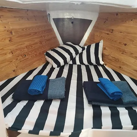 Experiencia Nautica Unica - E Passeio Tekne Lisboa